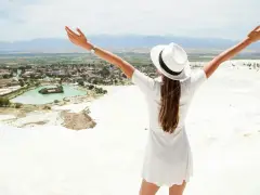 Pamukkale & Hierapolis Guided Day Tour from Antalya with Lunch