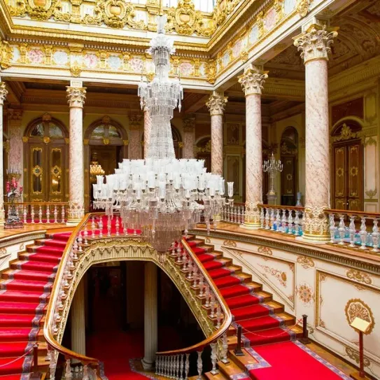 Dolmabahce Palace & Harem Tickets: Skip the Line + Audio Guide — photo 2