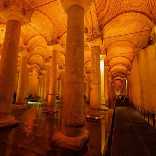 Basilica Cistern Skip the Line Tickets & Guided Tour — photo 2