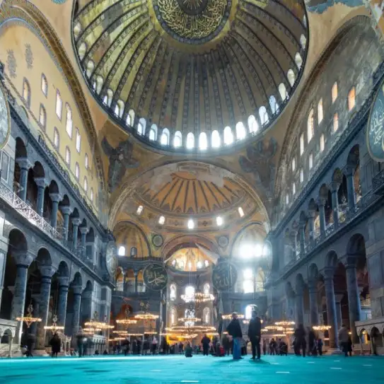 Hagia Sophia Skip the Line Ticket + Dolmabahce Palace with Harem Entry — photo 2