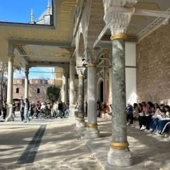Blue Mosque Guided Tour + Topkapi Palace & Harem Skip the Line Ticket — photo 3