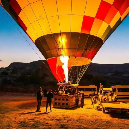 Cappadocia Cat Valley Hot Air Balloon Ride with Breakfast & Transfers — photo 2