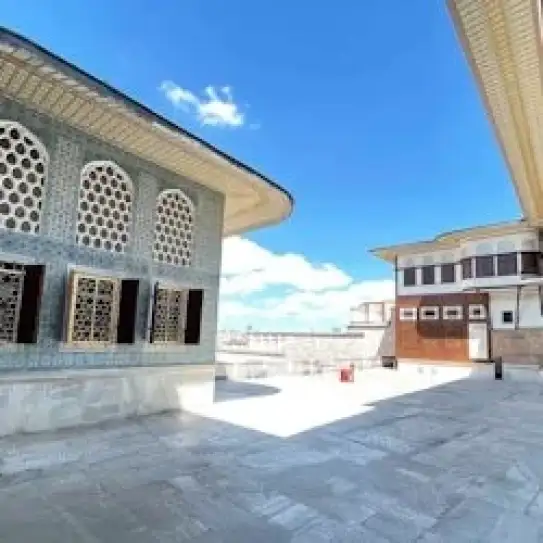 Topkapi Palace and Harem Skip the Line Tickets with Audio Guide — photo 4